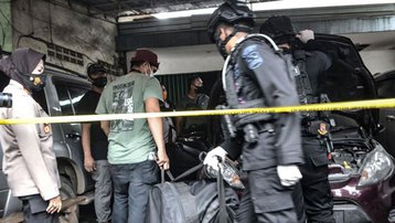 Indonesia bắt 10 nghi phạm và truy nã 3 kẻ tình nghi khủng bố ở Jakarta