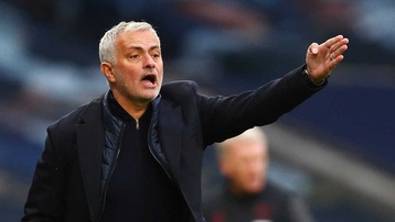 Mourinho lần đầu lên tiếng sau khi bị Tottenham sa thải