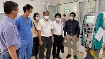 Phát hiện hơn 300 ca dương tính SARS-CoV-2 ở Bắc Giang, Bộ Y tế họp khẩn