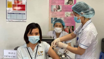 Bộ Y tế khởi động tiêm chủng vaccine phòng COVID-19 cho công nhân KCN Bắc Ninh