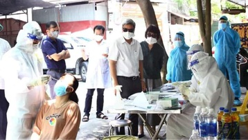 Bộ Y tế kiểm tra triển khai test nhanh tại Việt Yên, Bắc Giang