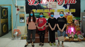 Quảng Ninh: Phạt, cách ly bắt buộc 8 thanh niên tụ tập hát karaoke bất chấp lệnh cấm