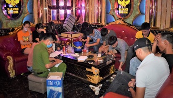 Quảng Nam: Phát hiện 11 người dương tính ma túy trong quán karaoke