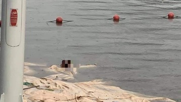 Quảng Ninh: Phát hiện thi thể nam giới trôi dạt gần bãi tắm