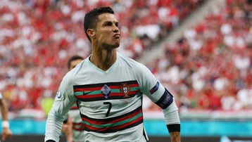 Cristiano Ronaldo nối dài các kỷ lục