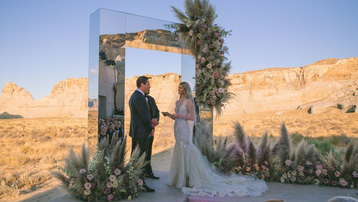 15 khoảnh khắc đẹp như mơ trong đám cưới của dàn sao Hollywood