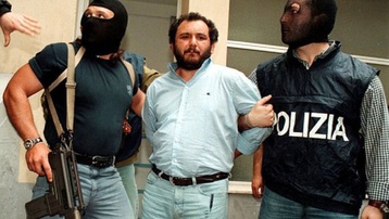 Trùm mafia tàn độc nhất Italy