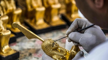Ai Cập bán bản sao cổ vật để phục hồi du lịch