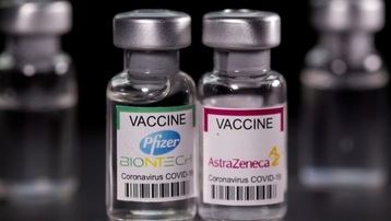 Hai liều vaccine Pfizer, AstraZeneca có hiệu quả cao trước biến thể Delta