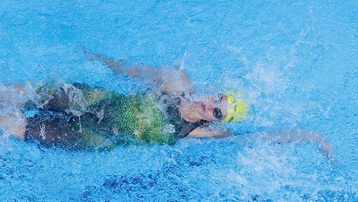 Kỷ lục môn bơi Olympic bị phá vỡ 3 lần trong 7 phút