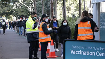 Australia quá 'thong dong' trong việc tiêm vaccine ngừa Covid-19