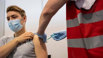 Người đã tiêm chủng vaccine Covid-19 vẫn có khả năng làm lây lan virus