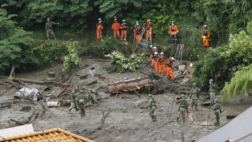 Nhật Bản tiếp tục tìm kiếm người mất tích trong vụ lở đất kinh hoàng