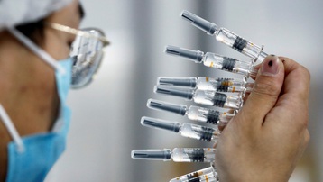 Trung Quốc đang nghiên cứu và phát triển 71 loại vaccine COVID-19