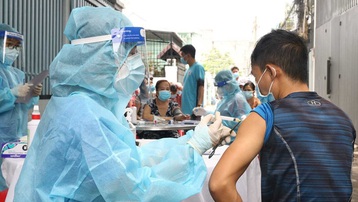 TP.HCM tiêm hơn 83.000 liều vaccine Sinopharm trong một ngày
