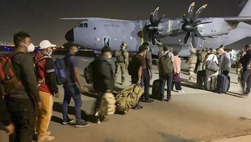 Trên 5.000 người sơ tán khỏi Afghanistan đã đặt chân đến châu Âu