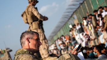 Quân đội Mỹ xác nhận thương vong trong vụ đấu súng bên ngoài sân bay ở Kabul