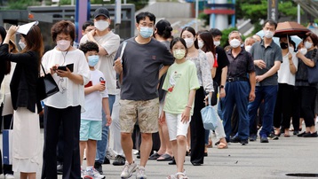 Hàn Quốc: Số ca mắc COVID-19 ở Seoul lập đỉnh mới