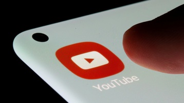 YouTube xóa hơn 1 triệu video chứa thông tin sai về dịch COVID-19