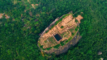 Kiệt tác 'pháo đài sư tử' giữa rừng rậm Sri Lanka