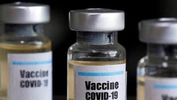 Bình Định: Kỷ luật chủ tịch xã lấy 'vaccine dư' tiêm cho người nhà cán bộ