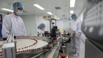Việt Nam sản xuất thành công lô vaccine Sputnik V đầu tiên