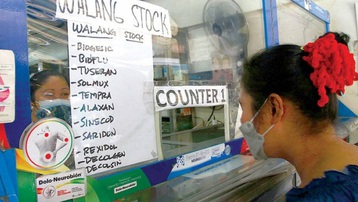 Dịch Covid-19 tăng, Philippines giới hạn việc mua thuốc giảm đau hạ sốt