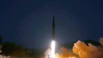 Triều Tiên xác nhận phóng thử hai tên lửa dẫn đường chiến thuật