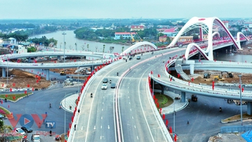 Cầu Rào - 'Cánh sóng vươn xa' của Hải Phòng thông xe sau 13 tháng thi công