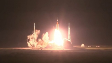 NASA phóng thành công tàu vũ trụ Mặt Trăng Artemis-1