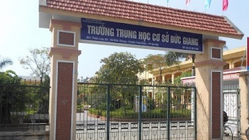 Hà Nội: Khẩn trương xác minh, giải quyết vụ học sinh Trường Trung học Cơ sở Đức Giang nhảy từ tầng 3