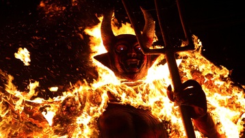 Lễ hội thiêu đốt ma quỷ mở màn mùa Giáng sinh ở Guatemala