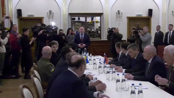 Nga và Ukraine bắt đầu đàm phán tại Belarus