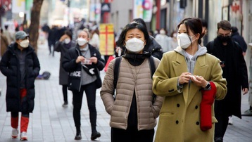 Hàn Quốc cân nhắc ứng phó dịch COVID-19 như cúm mùa thông thường