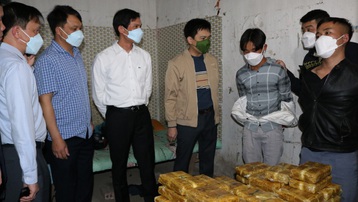 Điện Biên: Bắt giữ 4 đối tượng mua bán, vận chuyển 228.000 viên ma túy tổng hợp