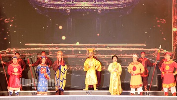 Ninh Bình khai mạc Lễ hội Hoa Lư năm 2022