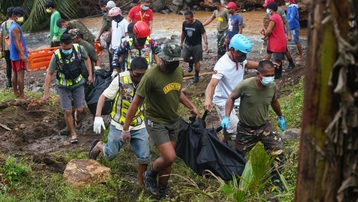 Philippines chuyển từ hoạt động cứu hộ sang tìm kiếm thi thể sau bão Megi 