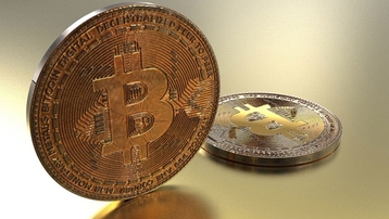 Giá Bitcoin hôm nay 13/5: Bitcoin ngừng lao dốc, thị trường vẫn đỏ lửa