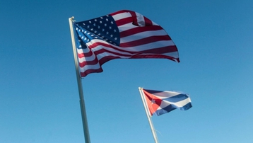 Mỹ nới lỏng hạn chế về kiều hối và đi lại với Cuba
