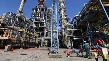 EU không đạt được thỏa thuận chung đối với các lệnh cấm khai thác dầu của Nga