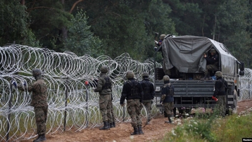 Ba Lan chấm dứt tình trạng khẩn cấp dọc biên giới với Belarus