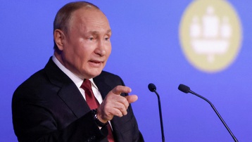Tổng thống Putin: Châu Âu đang mất 'chủ quyền chính trị'