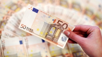 Vòng xoáy trượt giá của đồng euro