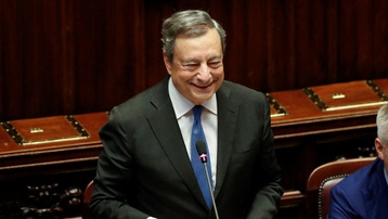 Thủ tướng Italy đệ đơn từ chức 