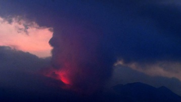 Nhật Bản: Núi lửa Sakurajima phun trào ngày thứ 2 liên tiếp