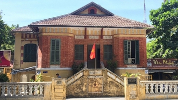 Di dời biệt thự Pháp cổ trên 'khu đất vàng' ở Huế