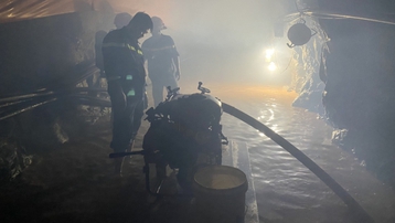 Nỗ lực giải cứu công nhân bị lũ cuốn trôi vào hầm thủy điện ở Điện Biên