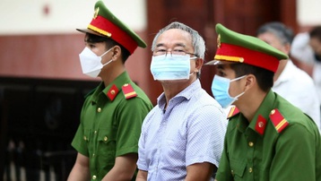 Xét xử cựu Phó Chủ tịch UBND TP.HCM: Bị cáo Dương Thị Bạch Diệp nhập viện