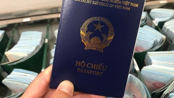 Anh tiếp tục công nhận hộ chiếu mới của Việt Nam