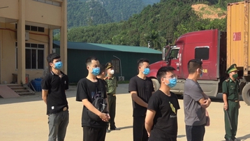 Cao Bằng: Trao trả 6 người Trung Quốc nhập cảnh trái phép